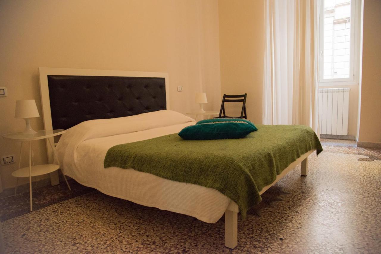Beautiful And Spacious Apartment Next To Termini 10 Minutes From Coliseum Екстериор снимка